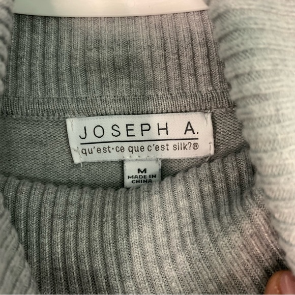 Color block turtleneck - Picture 2 of 4